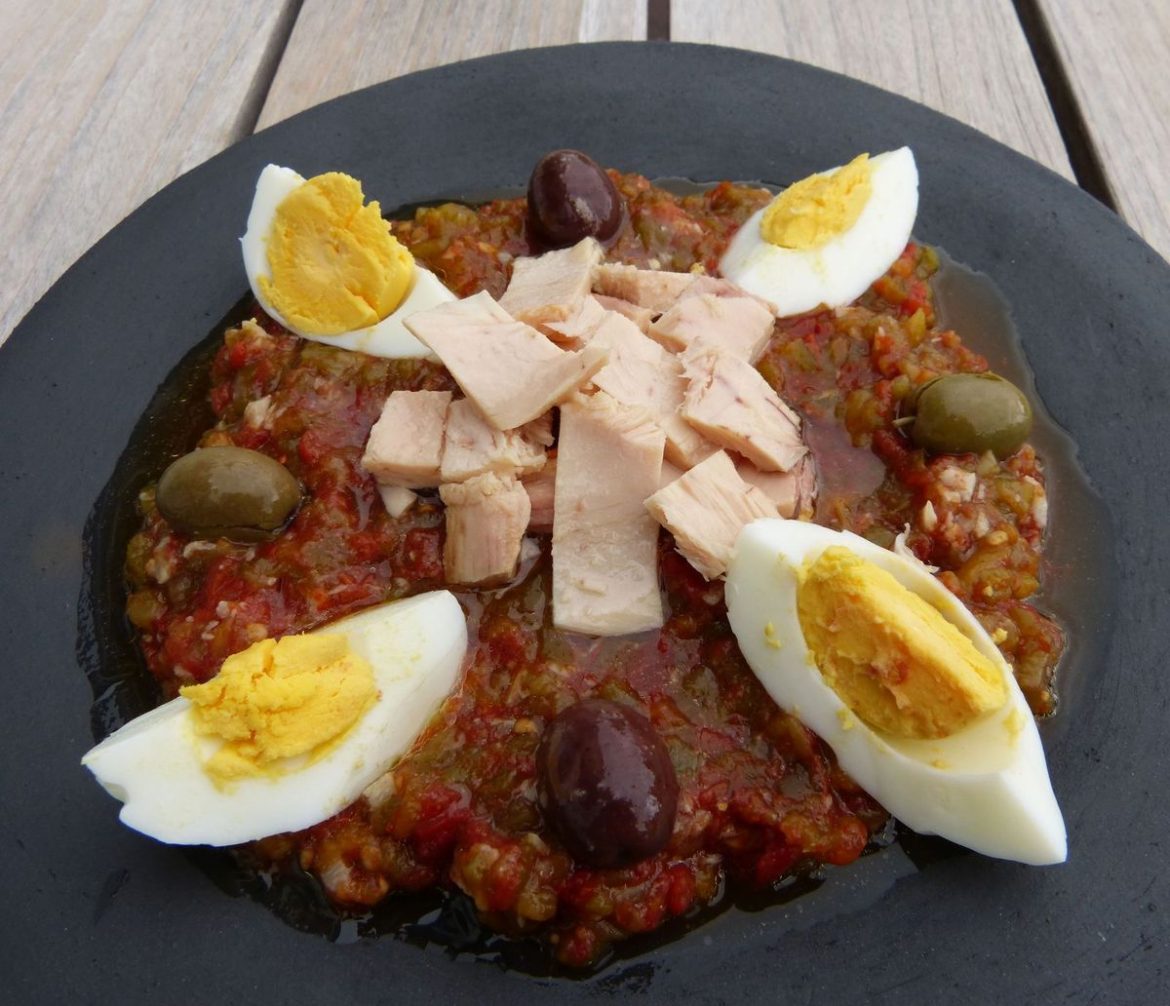Slata-mechouia-Tunisian-Salada