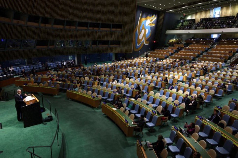 UN Delegates Walk Out on Netanyahu’s Speech as Israeli Assault on Gaza Continues UN Delegates Walk Out on Netanyahu’s Speech as Israeli Assault on Gaza Continues